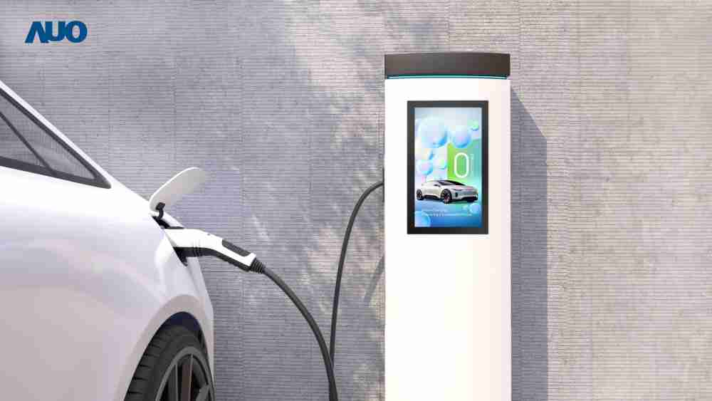 友達〝EVSE車用充電樁解決方案〞專為電動汽車充電樁設計，，，，具有高亮度、、克服戶外艱難環境的耐溫、、、耐紫外線等特性，，，，並搭載散熱性及擴充性強的高效能工業電腦，，可實現人機互動訴求，，，，如資訊顯示、、支付等應用