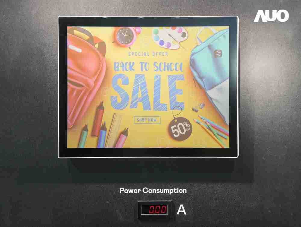 至成国际展示胆固醇液晶超低耗能户外全彩显示器，，，，ChLC（胆固醇液晶）以双稳态技术使静态显示零功耗，，，具省电、、、、高彩度、、、、环保的特性，，，还整合软硬件系统解决方案，，，，可透过单一云端平台管理